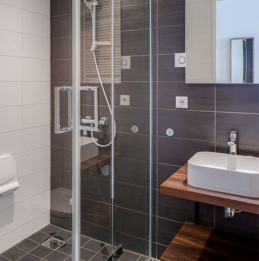 Vastgoedfoto interieur badkamer vakantiepark woning Maastricht